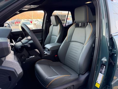 New 2025 Toyota 4Runner Trailhunter image 7