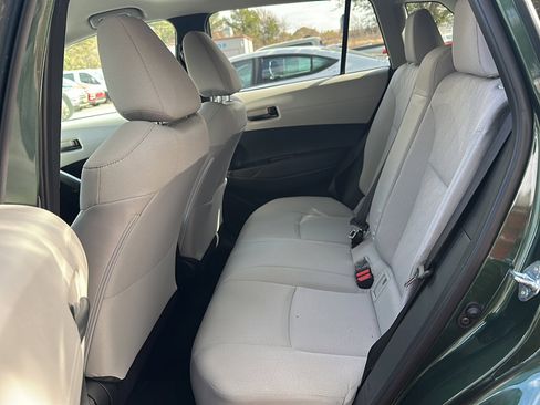 Used 2026 Toyota Corolla Cross LE image 9