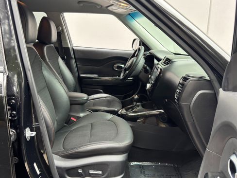 Used 2018 Kia Soul ! w/ Tech Package FWD image 14