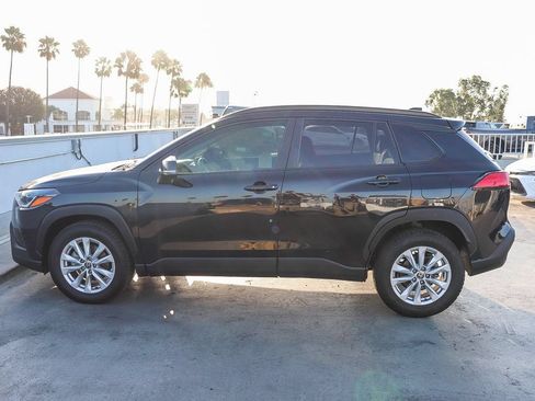 Used 2022 Toyota Corolla Cross LE FWD image 14