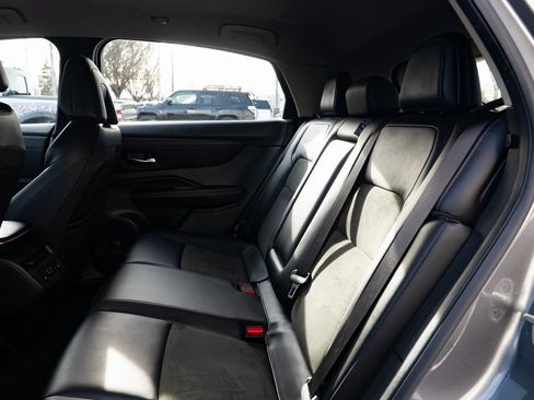 Used 2024 Nissan Ariya AWD image 20