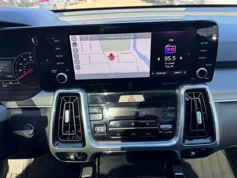 Used 2021 Kia Sorento SX FWD image 19