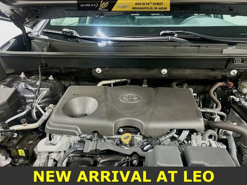 Used 2024 Toyota RAV4 XLE Premium image 31