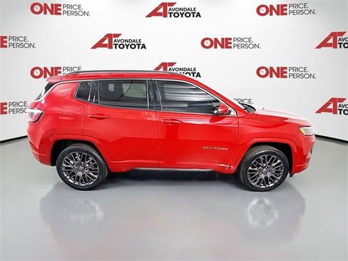 Used 2022 Jeep Compass Limited image 8