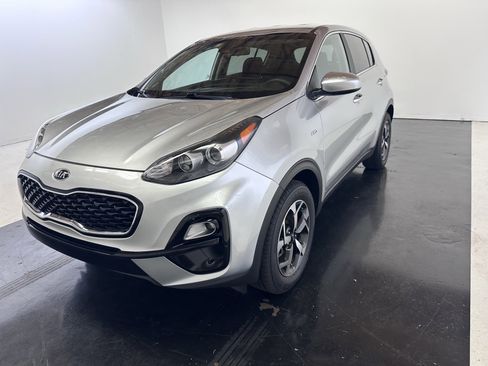 Used 2021 Kia Sportage LX image 8