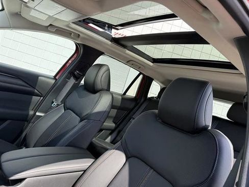 New 2025 MAZDA CX-50 AWD 2.5 Hybrid w/ Cargo Package image 19