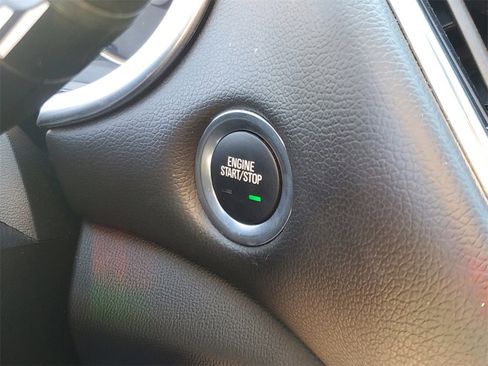 Used 2024 Chevrolet Malibu LT image 29