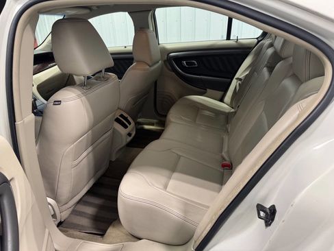 Used 2012 Ford Taurus SEL image 10