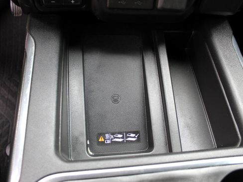 Used 2020 GMC Sierra 1500 AT4 w/ AT4 Premium Package image 28