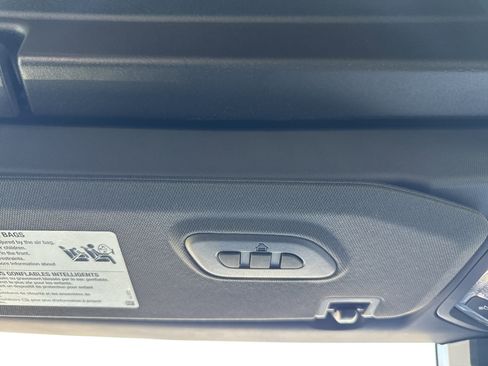 New 2026 GMC Hummer EV 4x4 Crew Cab image 28