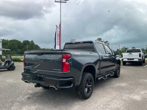 Used 2017 Chevrolet Silverado 1500 LT w/ All Star Edition AWD/4WD image 5