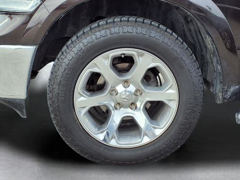 Used 2017 RAM 1500 Laramie w/ Convenience Group image 2