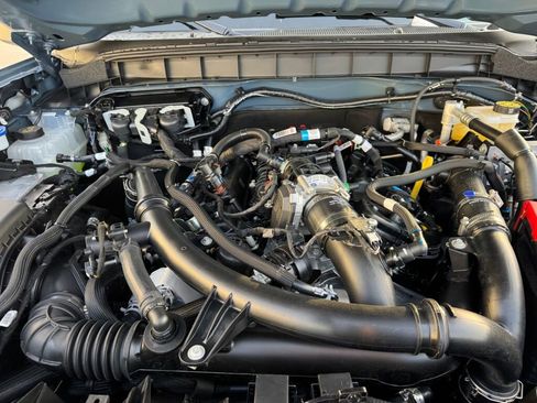 New 2025 Ford Bronco Badlands image 23