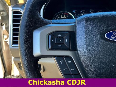 Used 2016 Ford F150 Lariat image 11