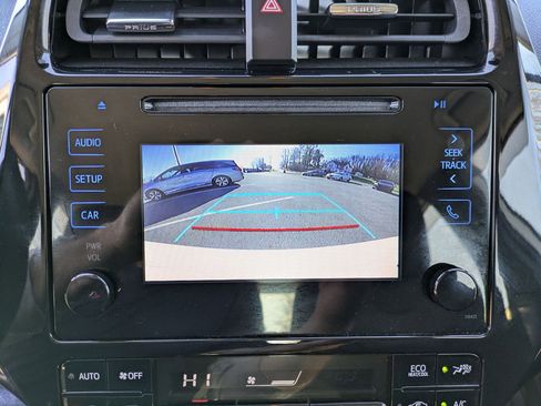 Used 2019 Toyota Prius AWD image 12