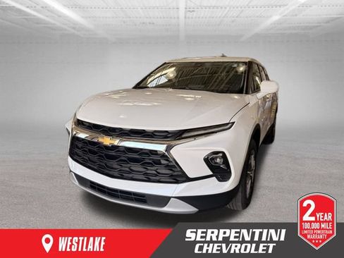Used 2024 Chevrolet Blazer LT FWD image 1