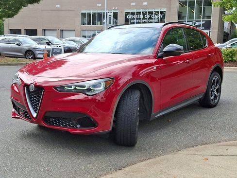 New 2024 Alfa Romeo Stelvio Ti image 10