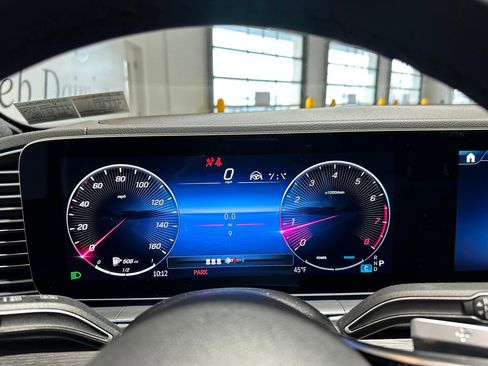 New 2026 Mercedes-Benz GLE 350 4MATIC image 9