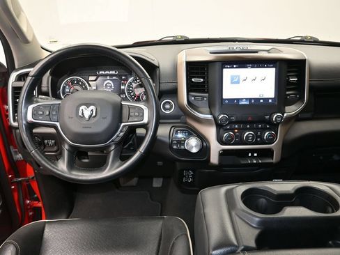 Used 2022 RAM 1500 Laramie AWD/4WD image 15