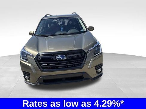 Used 2023 Subaru Forester Premium AWD/4WD image 10