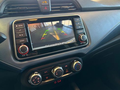 Used 2025 Nissan Versa SV image 29