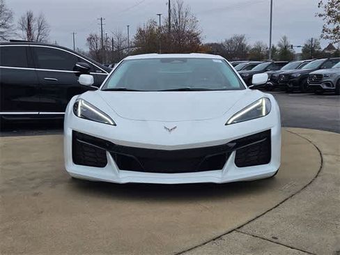 Used 2024 Chevrolet Corvette Z06 w/ Chrome Exterior Badge Package image 4
