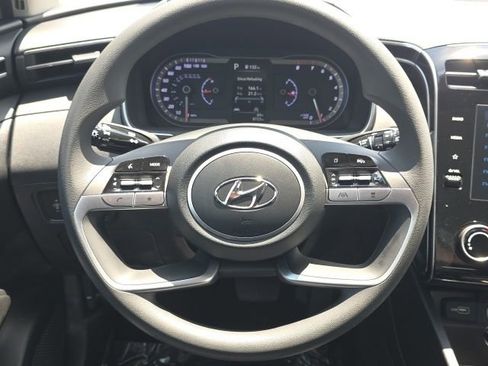 Used 2023 Hyundai Tucson SEL FWD image 11