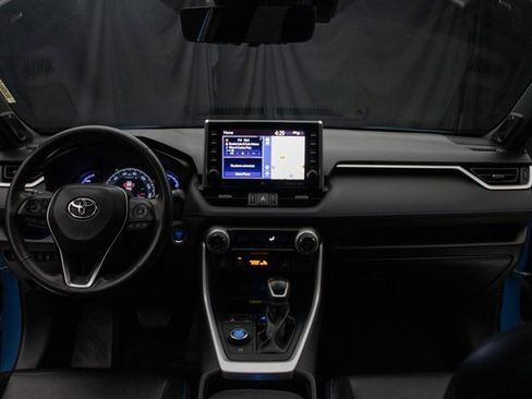 Used 2022 Toyota RAV4 XSE image 24