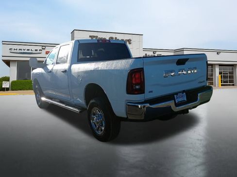 Used 2025 RAM 2500 Tradesman w/ Chrome Appearance Group AWD/4WD image 7