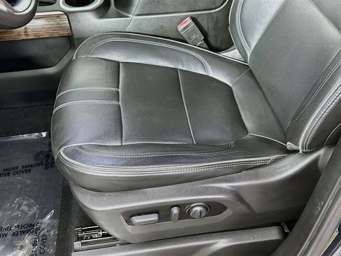 Used 2022 Chevrolet Silverado 1500 High Country w/ Technology Package AWD/4WD image 29