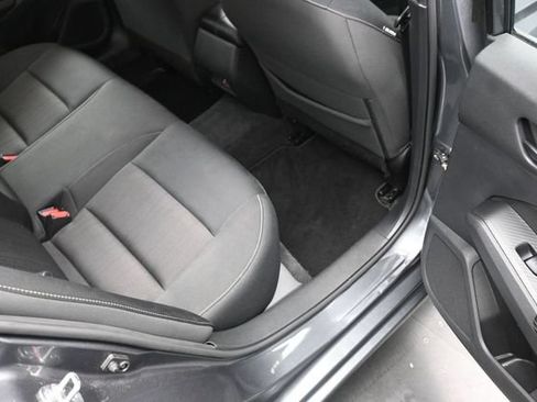 Used 2024 Nissan Altima 2.5 SV FWD image 33