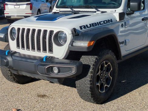 Used 2022 Jeep Wrangler Unlimited Rubicon 4xe w/ Cold Weather Group image 11