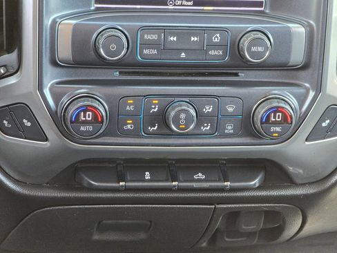 Used 2018 Chevrolet Silverado 1500 LT w/ All Star Edition RWD image 35