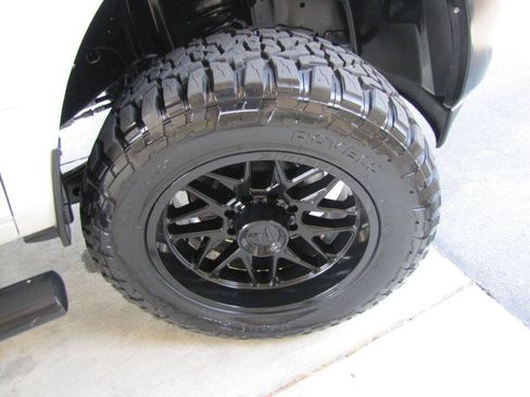 Used 2022 RAM 2500 Tradesman AWD/4WD image 23