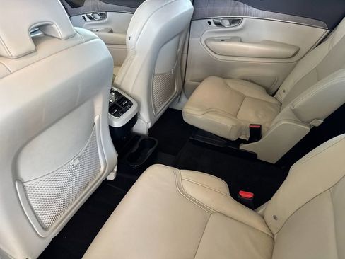 Certified 2022 Volvo XC90 T6 Inscription w/ Advanced Package image 11