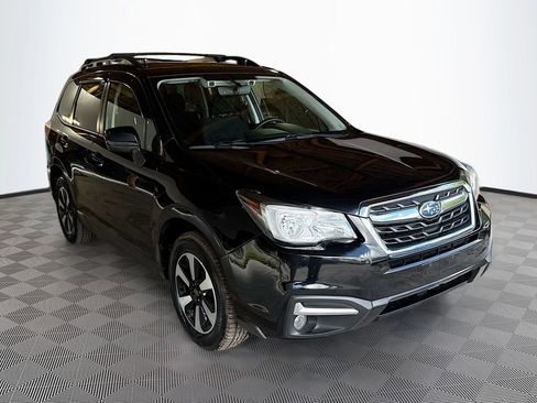 Used 2018 Subaru Forester 2.5i Premium image 4