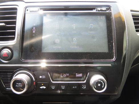 Used 2015 Honda Civic SE image 21