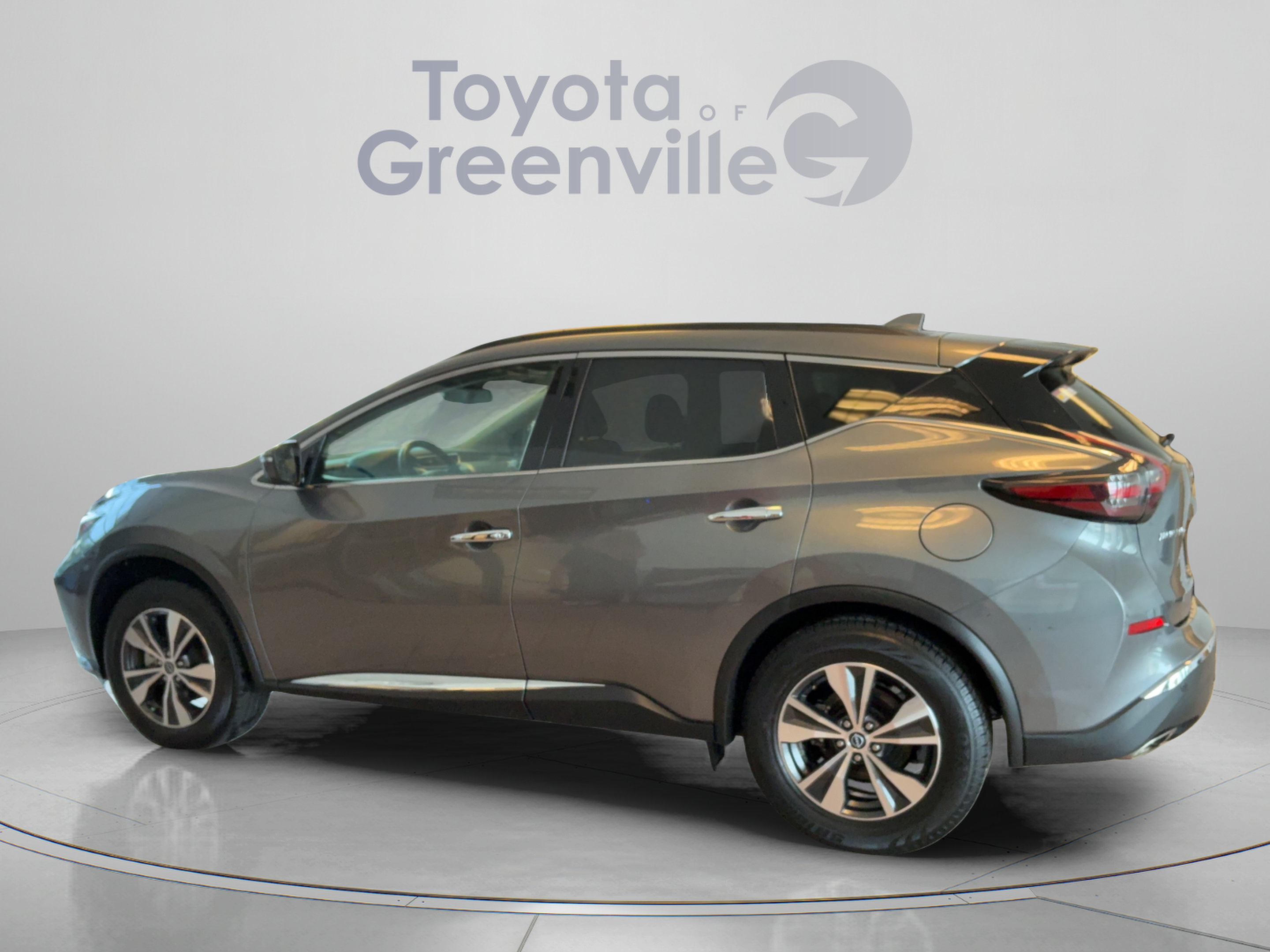 Used 2023 Nissan Murano SV FWD image 2
