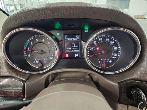 Used 2012 Jeep Grand Cherokee Laredo w/ Laredo E Group image 13