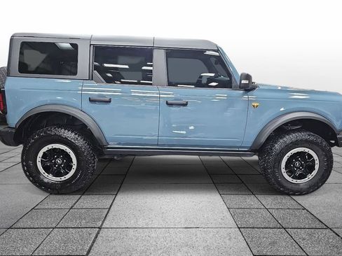 Used 2022 Ford Bronco Badlands image 4