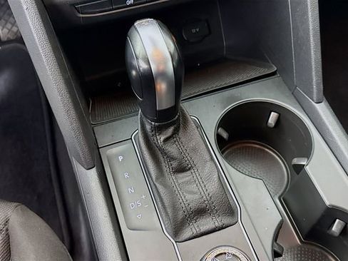 Used 2018 Volkswagen Atlas S image 19