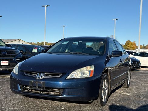 Used 2004 Honda Accord EX image 2