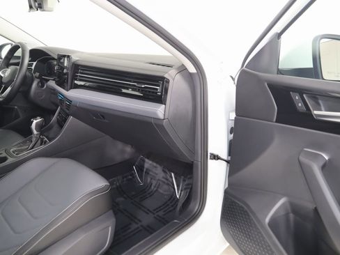 Used 2025 Volkswagen Jetta SEL image 41