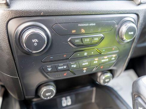 Used 2021 Ford Ranger Lariat w/ Tremor Off-Road Package image 27