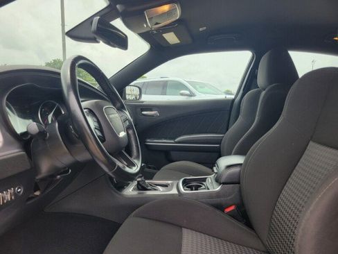 Used 2023 Dodge Charger SXT RWD image 13