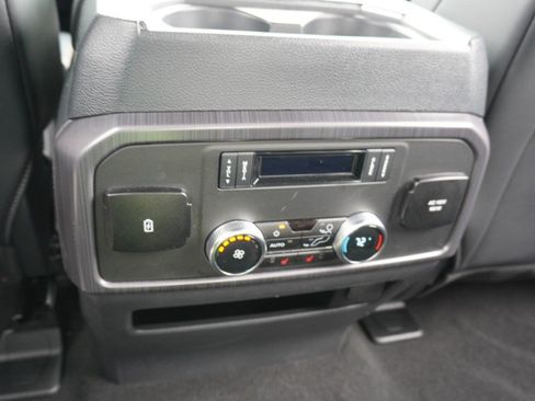Used 2024 Ford Expedition Platinum AWD/4WD image 34