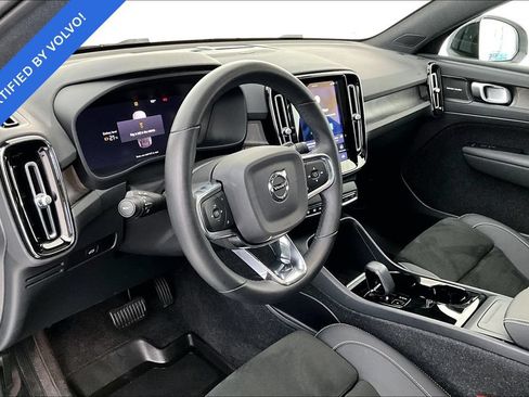 Certified 2023 Volvo C40 P8 Recharge Ultimate w/ Protection Package Premier AWD/4WD image 16