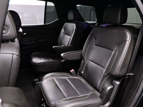 Used 2023 Chevrolet Traverse LT AWD/4WD image 24