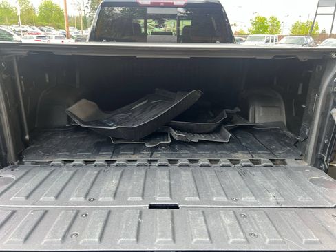 Used 2019 GMC Sierra 1500 Denali w/ Technology Package AWD/4WD image 6