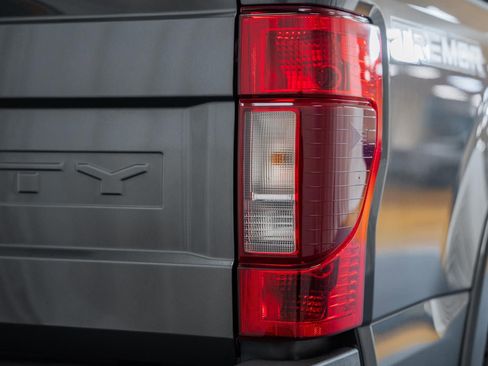 Certified 2020 Ford F250 Lariat w/ Tremor Off-Road Package AWD/4WD image 9